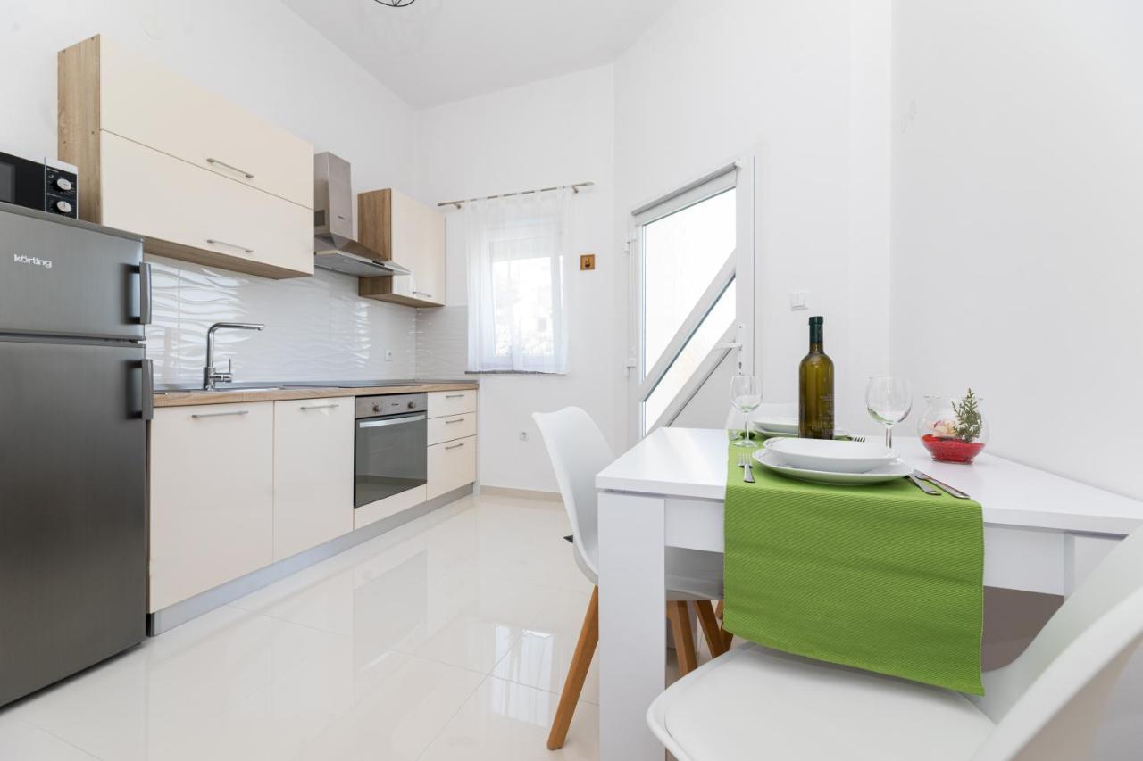 Apartments Jana Salatic Luaran gambar