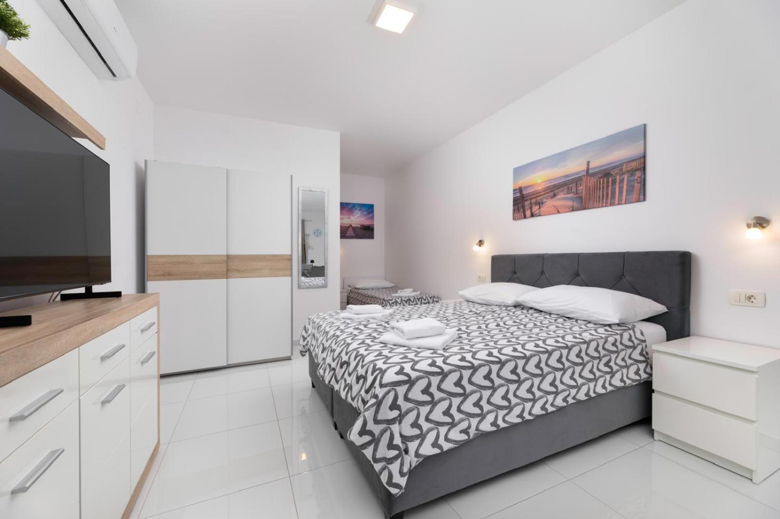 Apartments Jana Salatic Bilik gambar