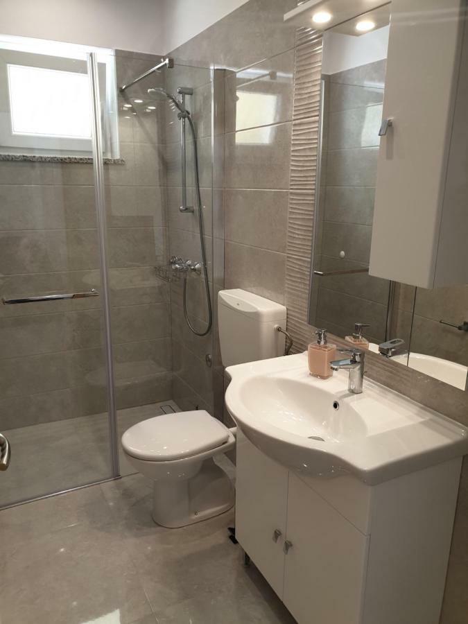 Apartments Jana Salatic Luaran gambar